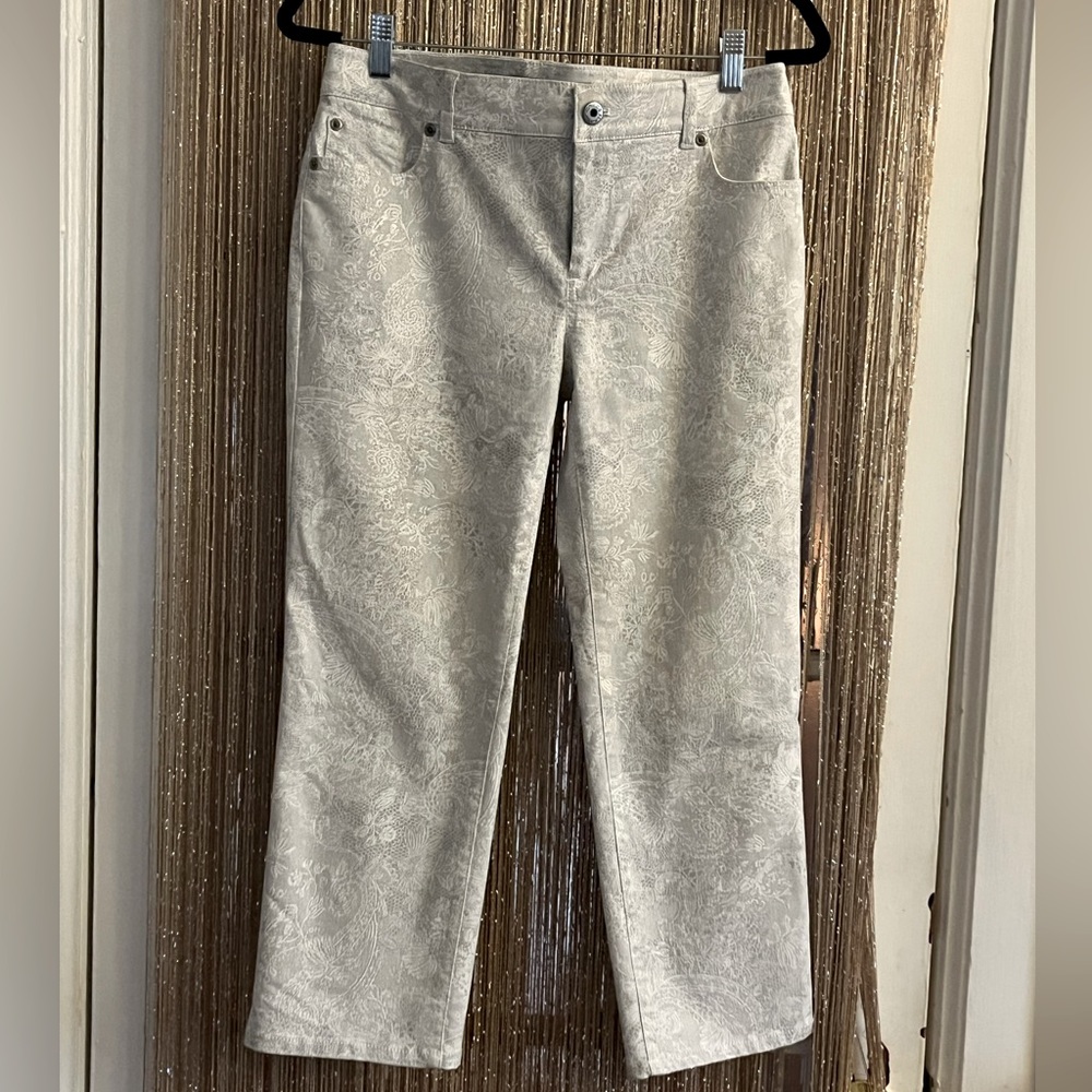 Chico’s Platinum Denim Cropped Jeans ( Chicos 0/ Sz 4